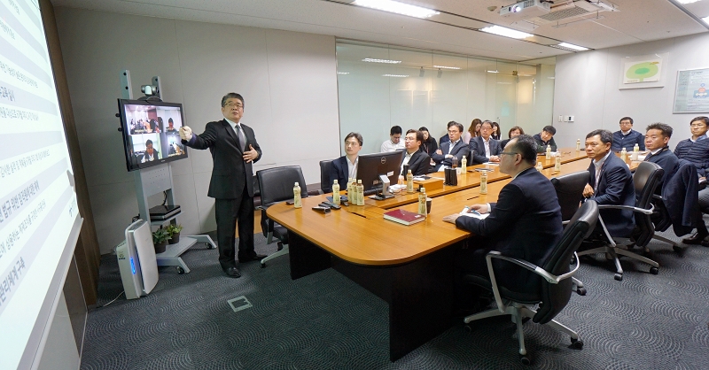 CJ Healthcare (CEO: Kang Seok-hee) announced that the company held a special lecture on fair trade and compliance by Lee Won-ki, director of the Office of Planning and Coordination at the Korean Fair Competition Federation at the CJ CheilJedang Center in Dongho-ro, Jung-gu of Seoul on January 17.